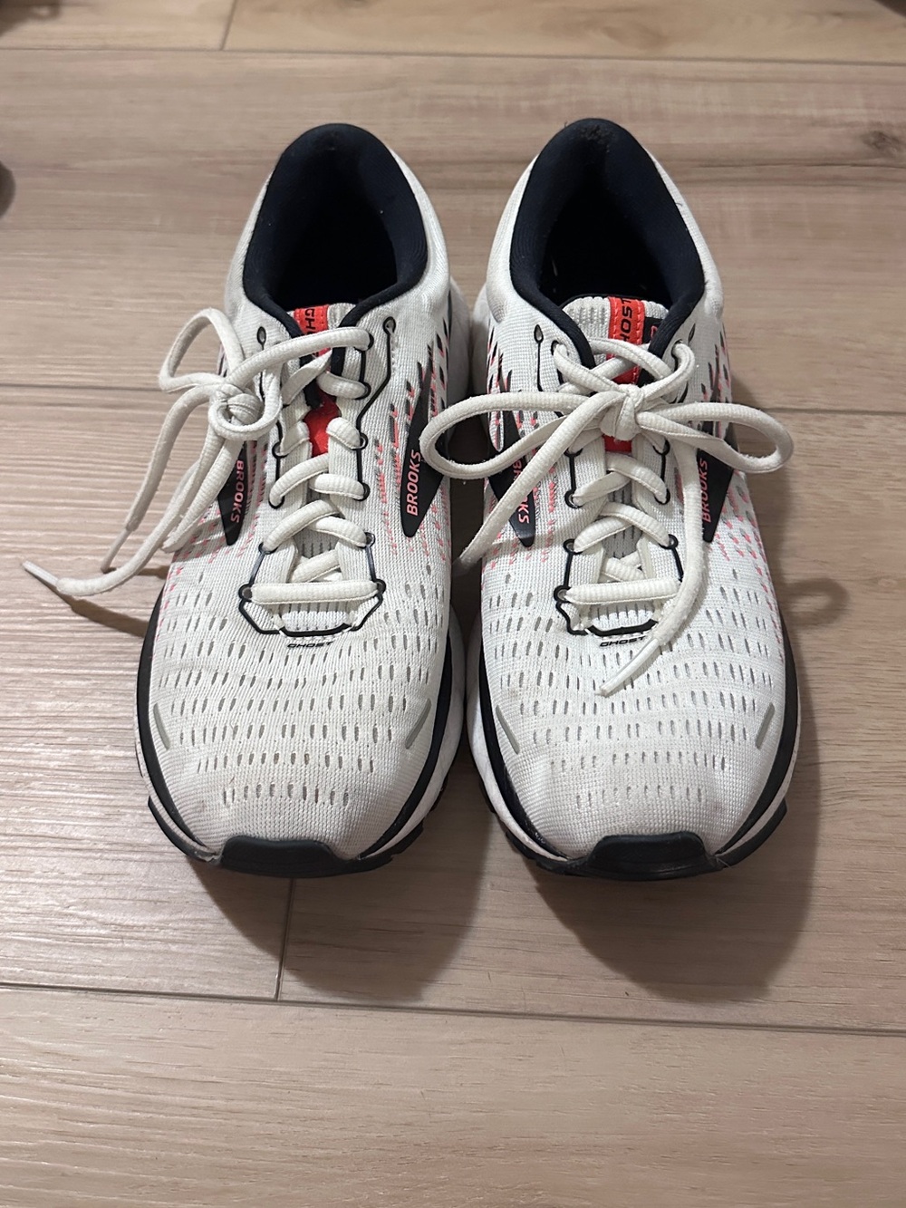 Brooks White Running Sneakers with Black & Coral Highlights